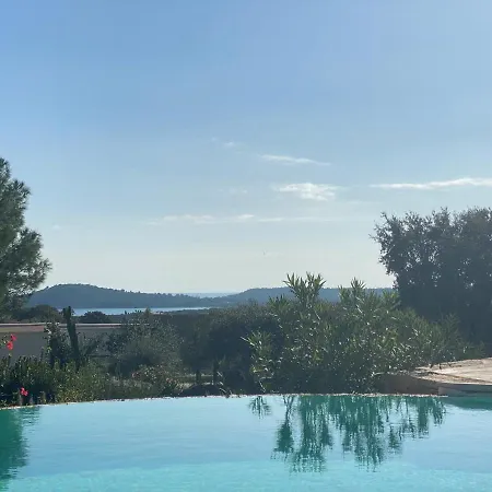 Belle Traditionnelle Vue Mer Avec Piscine A 1,5 Km De La Plage De Pinarello Villa