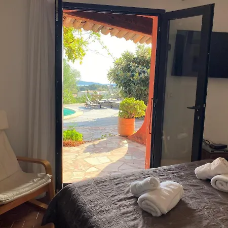 Belle Traditionnelle Vue Mer Avec Piscine A 1,5 Km De La Plage De Pinarello