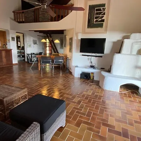 Villa Belle Traditionnelle Vue Mer Avec Piscine A 1,5 Km De La Plage De Pinarello