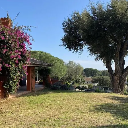 Belle Traditionnelle Vue Mer Avec Piscine A 1,5 Km De La Plage De Pinarello * Sainte-Lucie de Porto-Vecchio